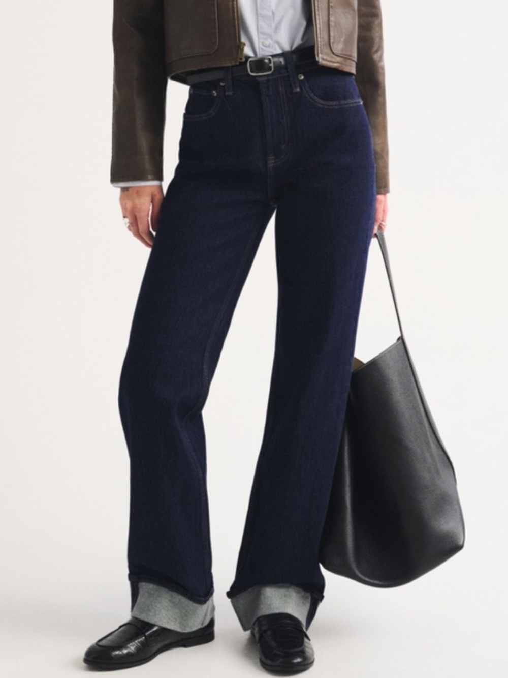 Abercrombie & Fitch High Rise 99s Relaxed Cuffed Hem Jean 27R